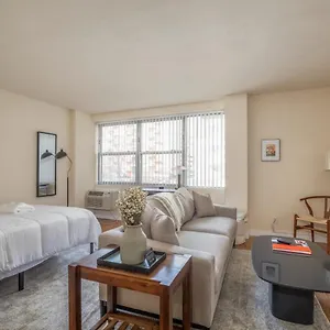 https://arch-dome-dtown-classic-1br-with-rooftop-by-zencity.saint-louishotels.com