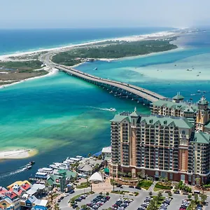 https://emerald-grande-629.hotels-destin.com