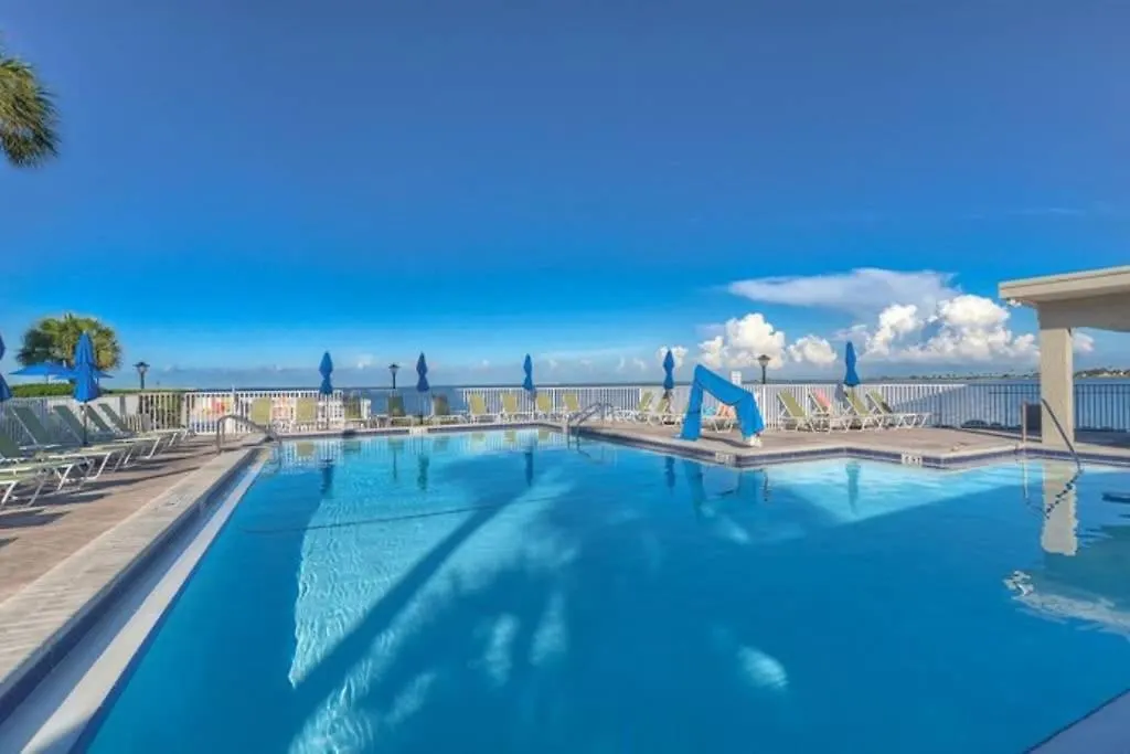 409-Waterfront View, Wifi, Pool, Close To Bucs Stadium タンパ