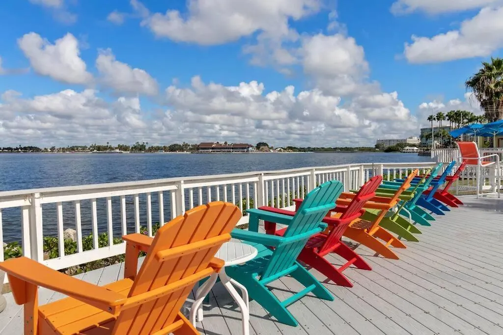 409-Waterfront View, Wifi, Pool, Close To Bucs Stadium タンパ 0*,